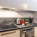 Buonarroti Loft - 10min From Duomo Lägenhet *