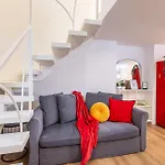 Buonarroti Loft - 10min From Duomo Lägenhet