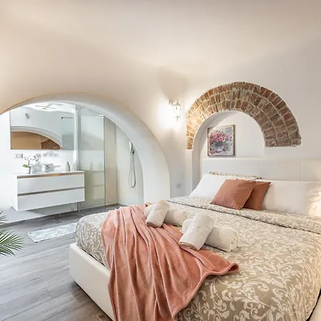 Buonarroti Loft - 10min From Duomo Lägenhet *